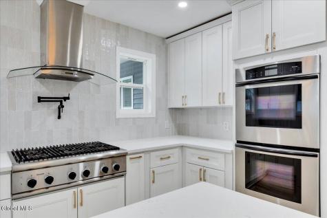 2115 Colgate Place Schenectady NY 12304