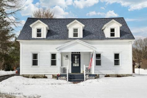 16 Crooked Street Charlton NY 12019