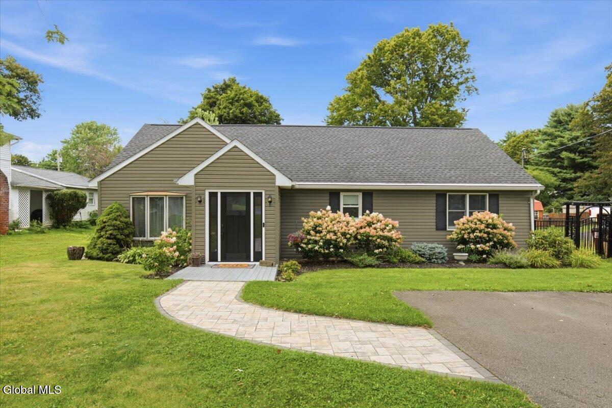 14 Clover Avenue East Greenbush NY 12061