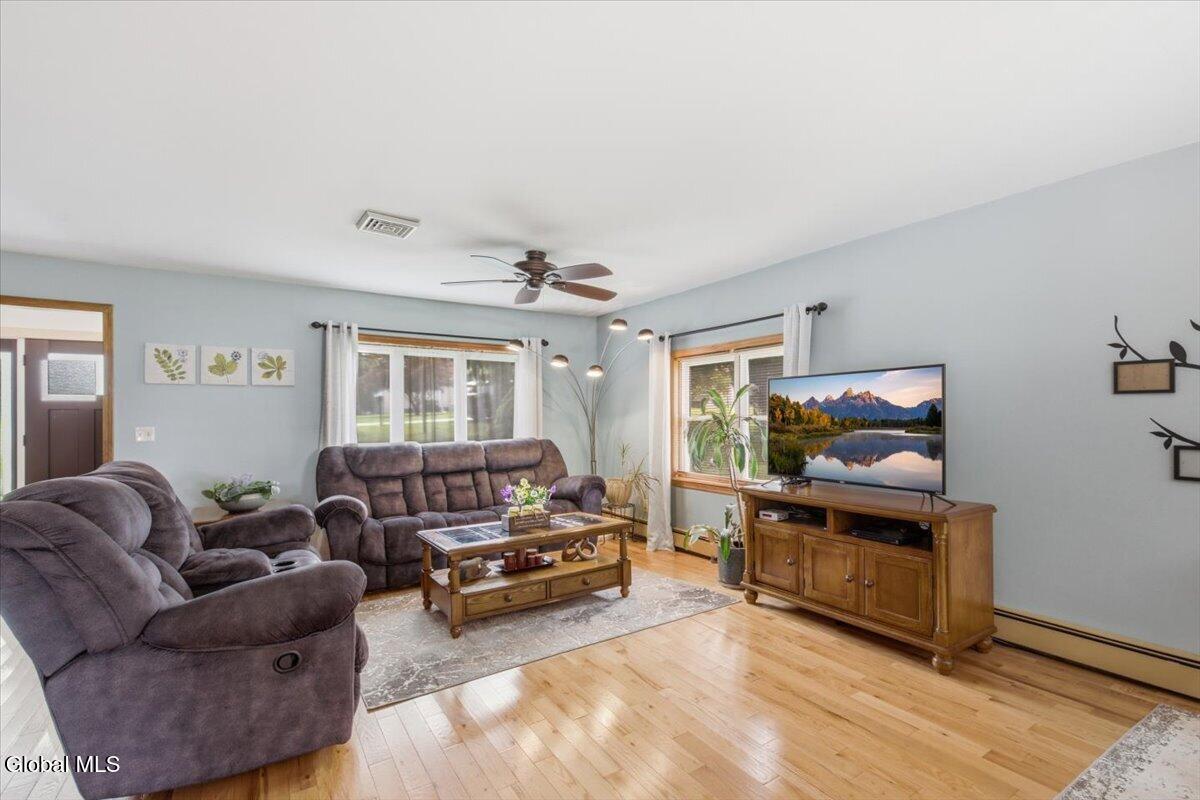 14 Clover Avenue East Greenbush NY 12061