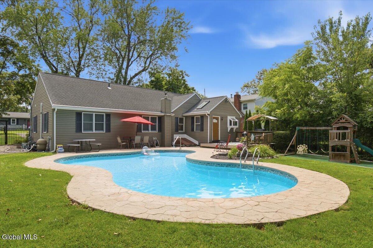 14 Clover Avenue East Greenbush NY 12061