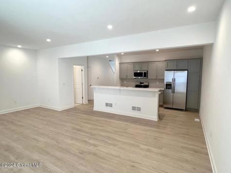 24 Landon Lane Malta NY 12020