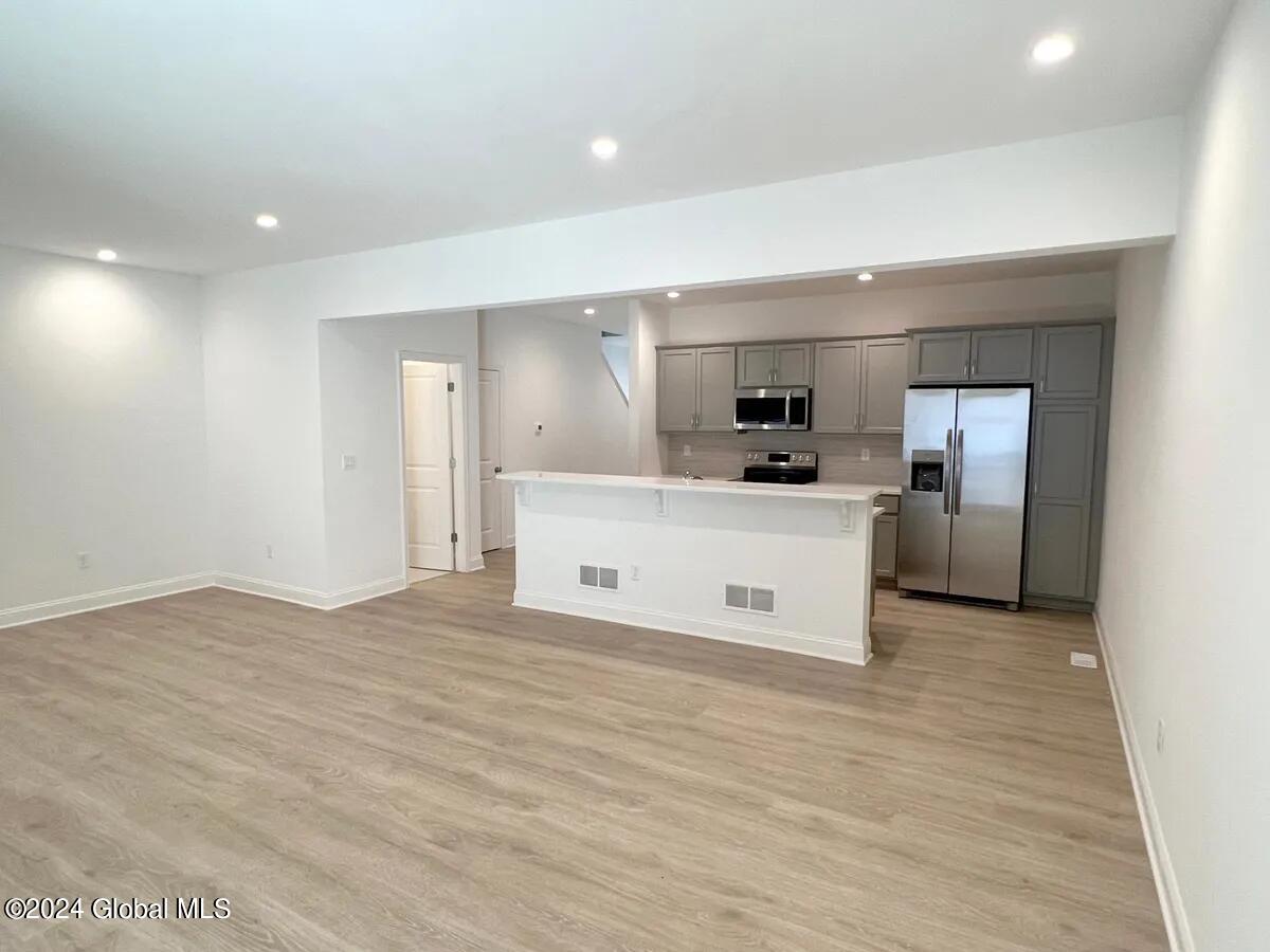 24 Landon Lane Malta NY 12020