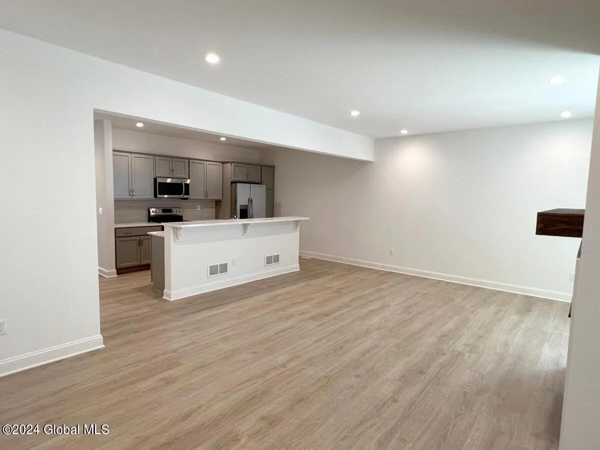 24 Landon Lane Malta NY 12020