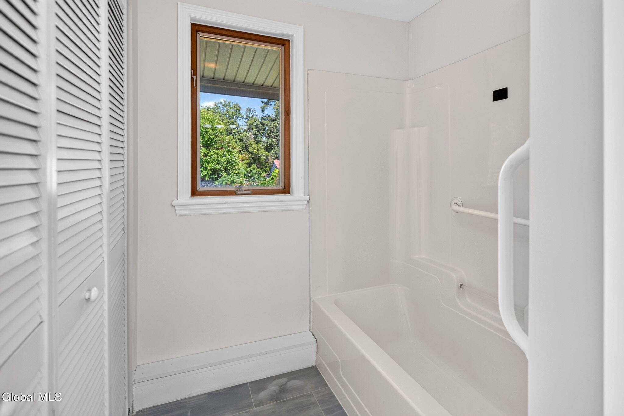 41 Ford Avenue Troy NY 12180