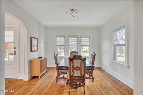 33 Marwood Street Albany NY 12209