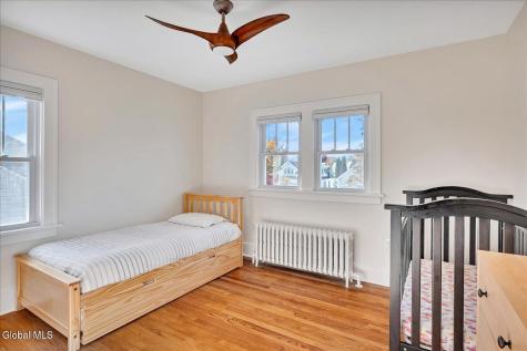 33 Marwood Street Albany NY 12209