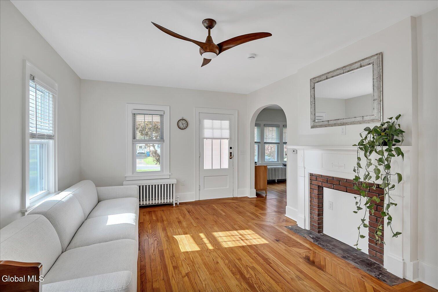 33 Marwood Street Albany NY 12209