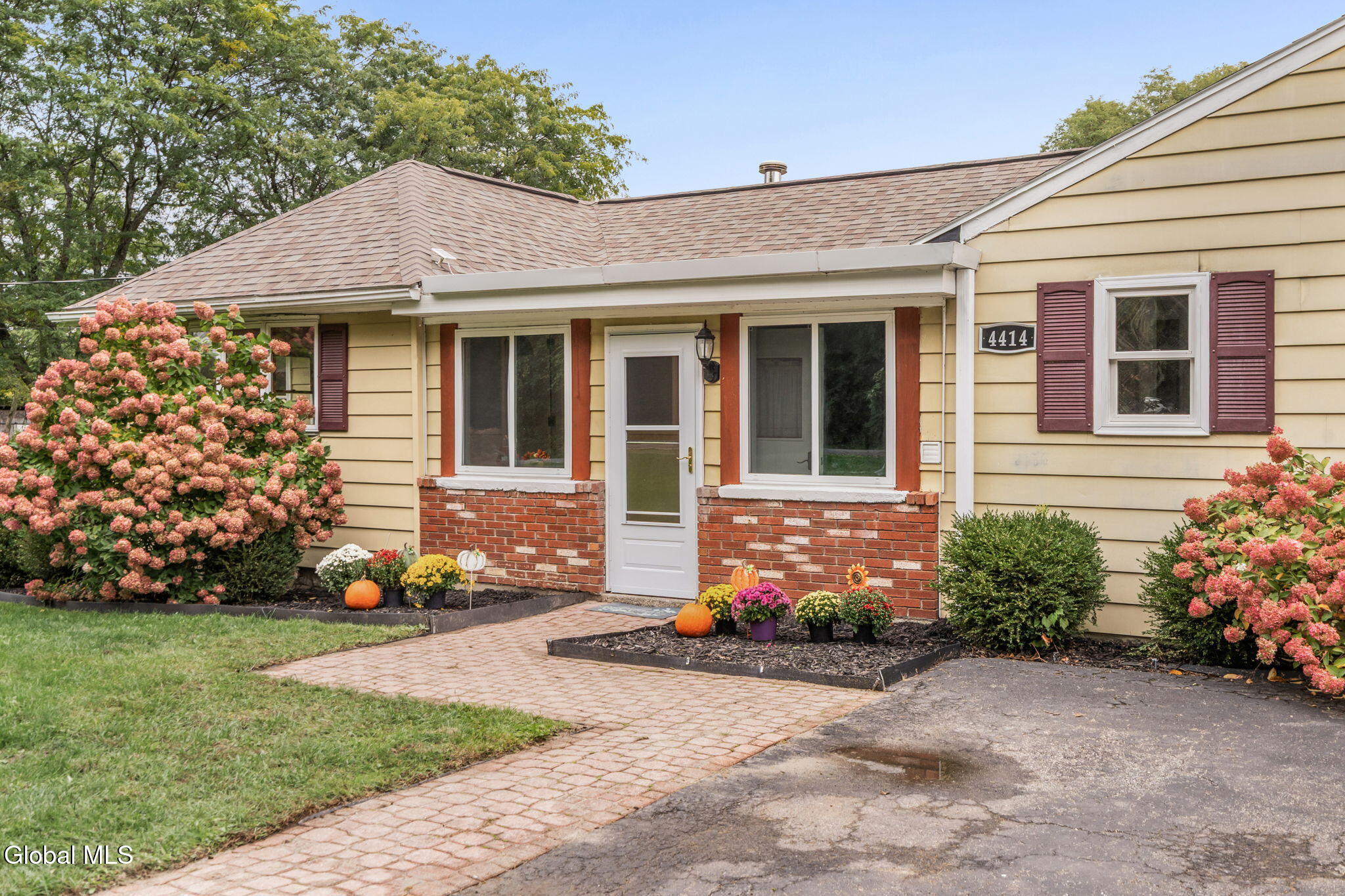 4414 Frederick Road Altamont NY 12009