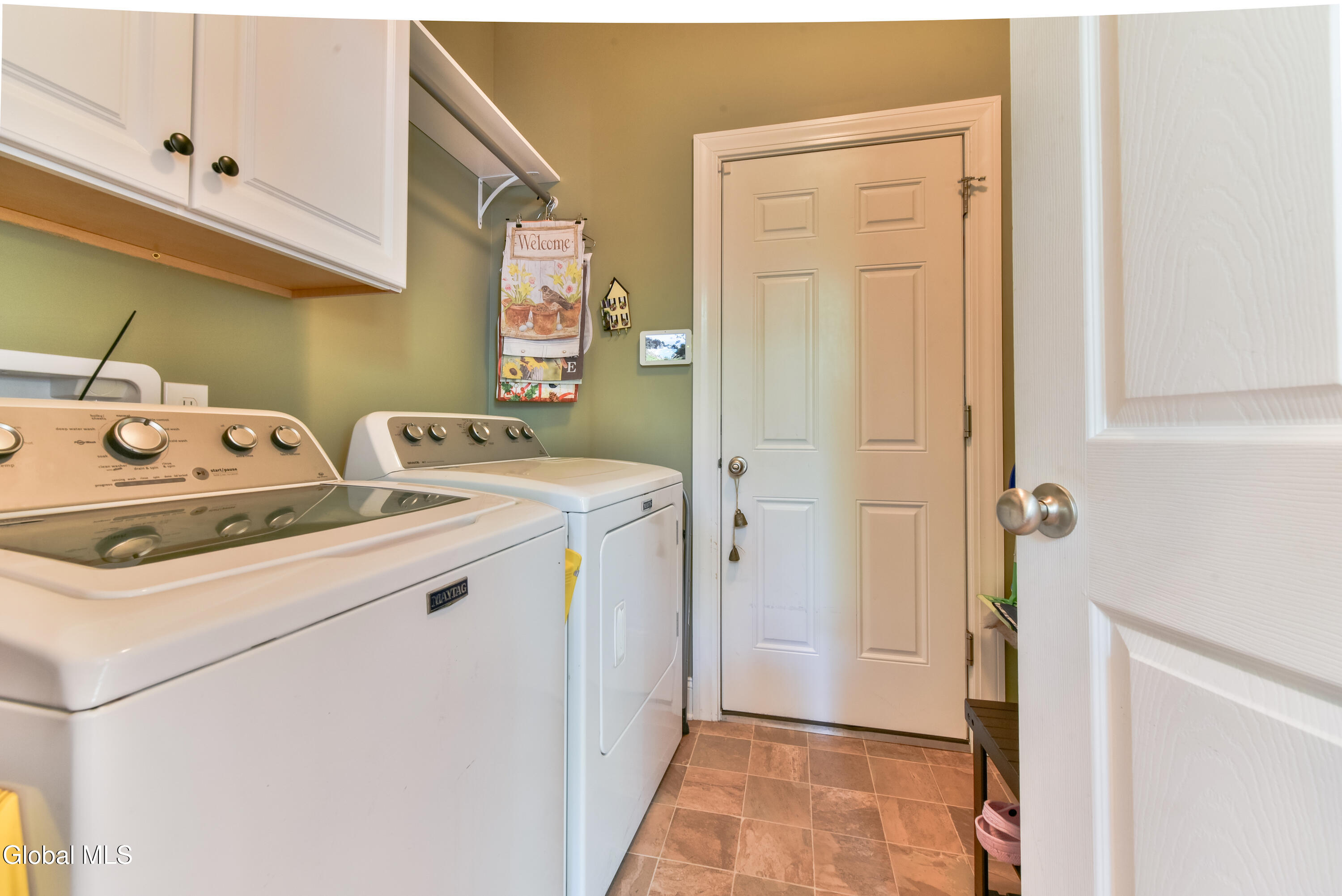 19 Ironwood Street Ballston Lake NY 12019