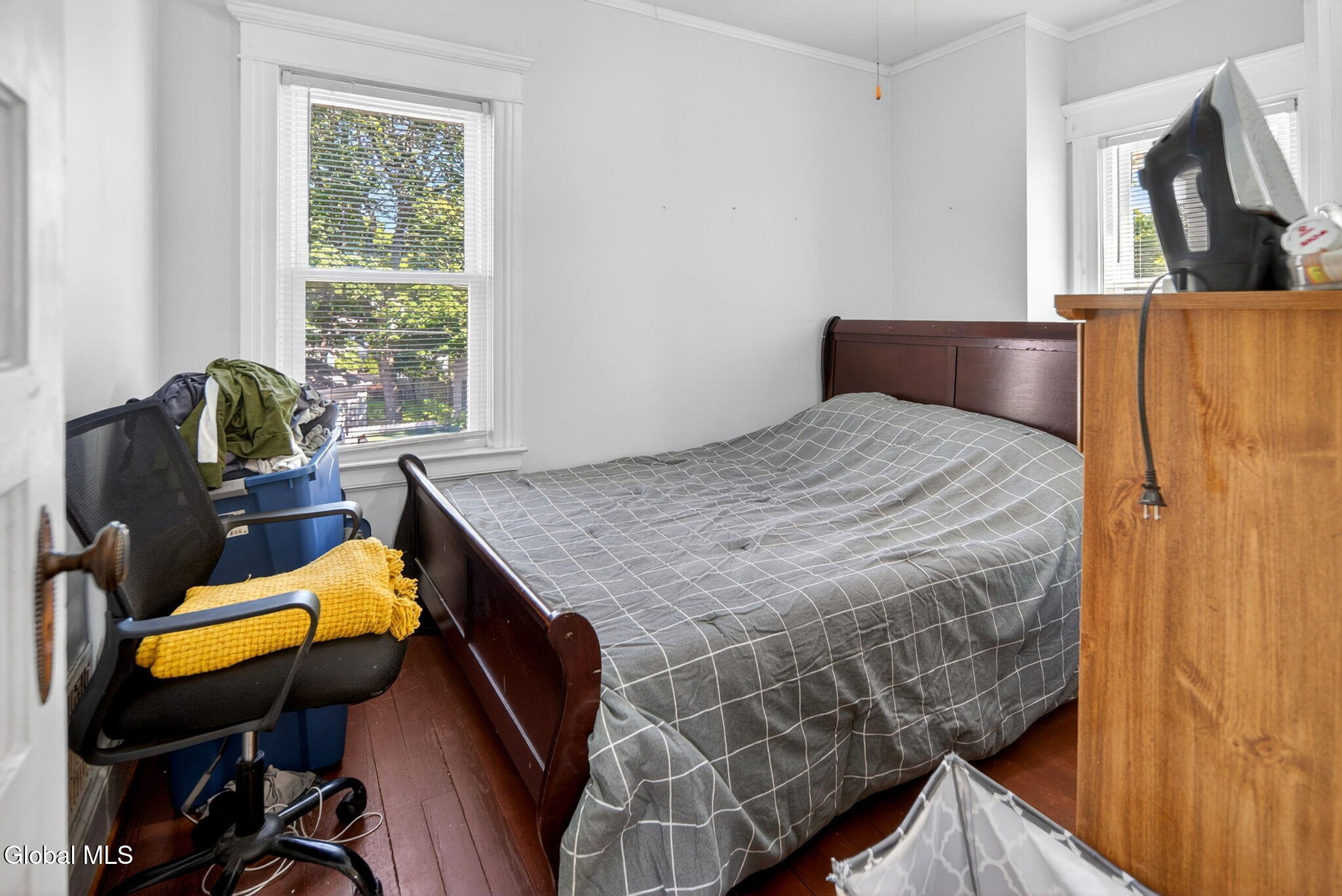 1043 Glenwood Boulevard Schenectady NY 12308