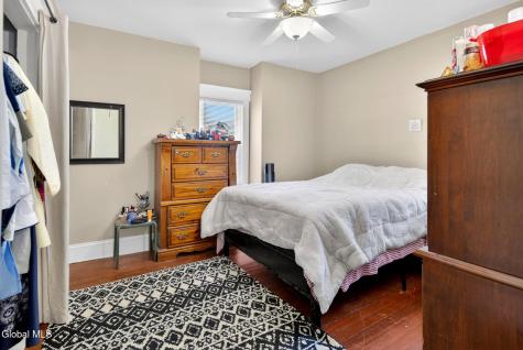 1043 Glenwood Boulevard Schenectady NY 12308
