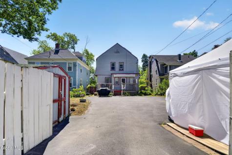 1043 Glenwood Boulevard Schenectady NY 12308