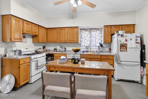 1043 Glenwood Boulevard Schenectady NY 12308