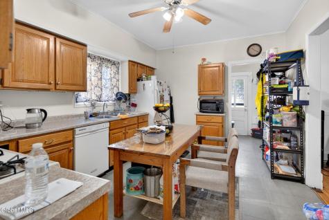 1043 Glenwood Boulevard Schenectady NY 12308