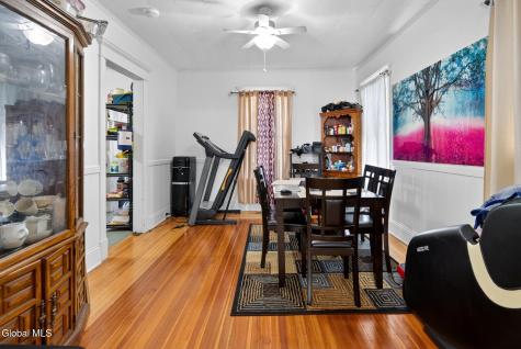 1043 Glenwood Boulevard Schenectady NY 12308