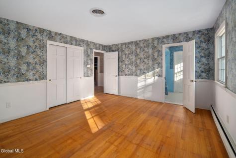 6 Pine Ridge Drive Guilderland NY 12084