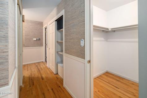 6 Pine Ridge Drive Guilderland NY 12084
