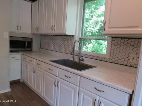 58 Woodside Avenue Gloversville NY 12078