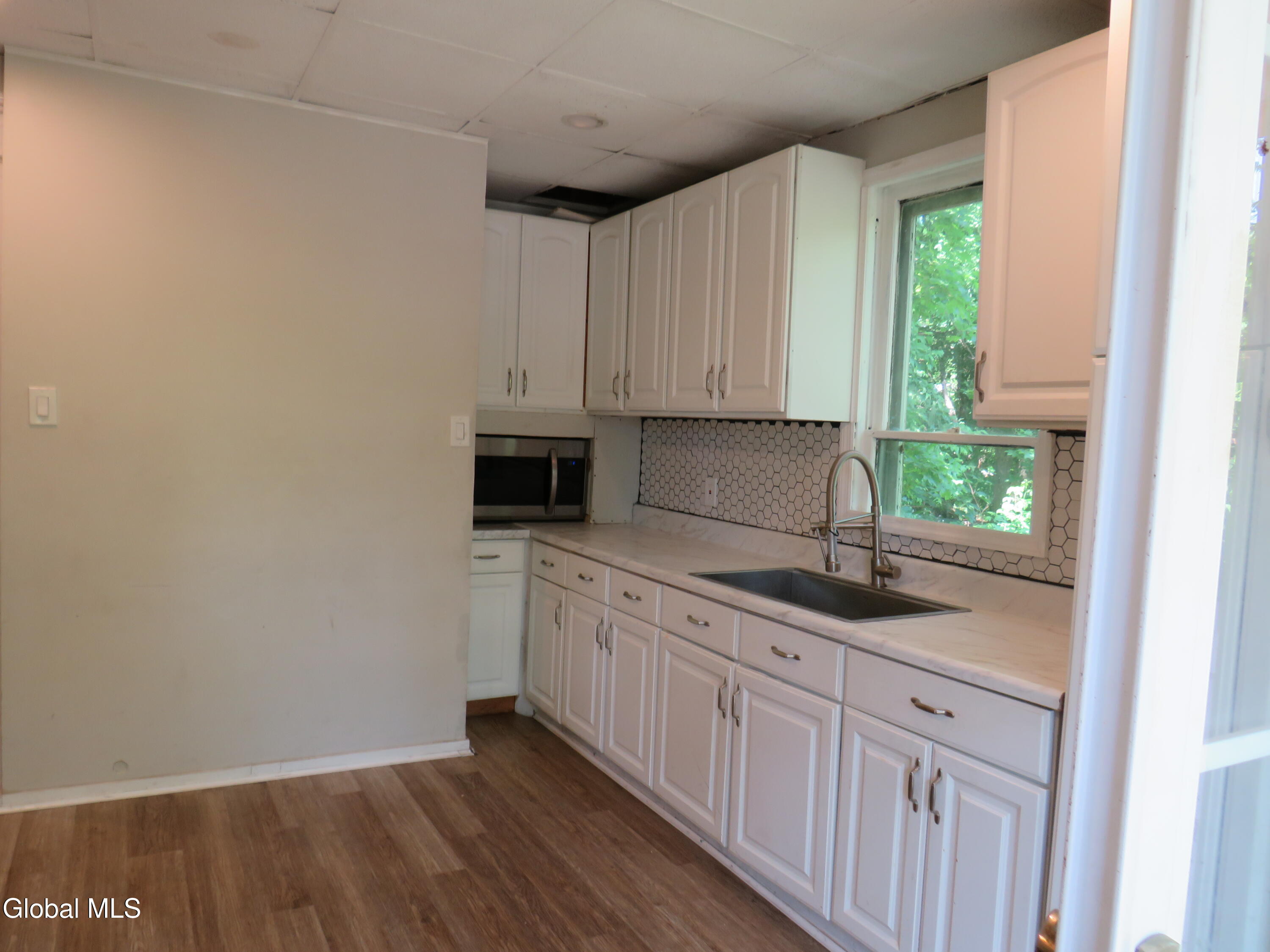 58 Woodside Avenue Gloversville NY 12078