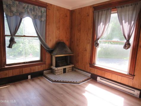 58 Woodside Avenue Gloversville NY 12078