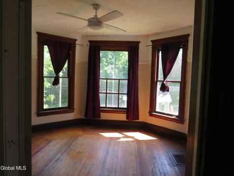58 Woodside Avenue Gloversville NY 12078