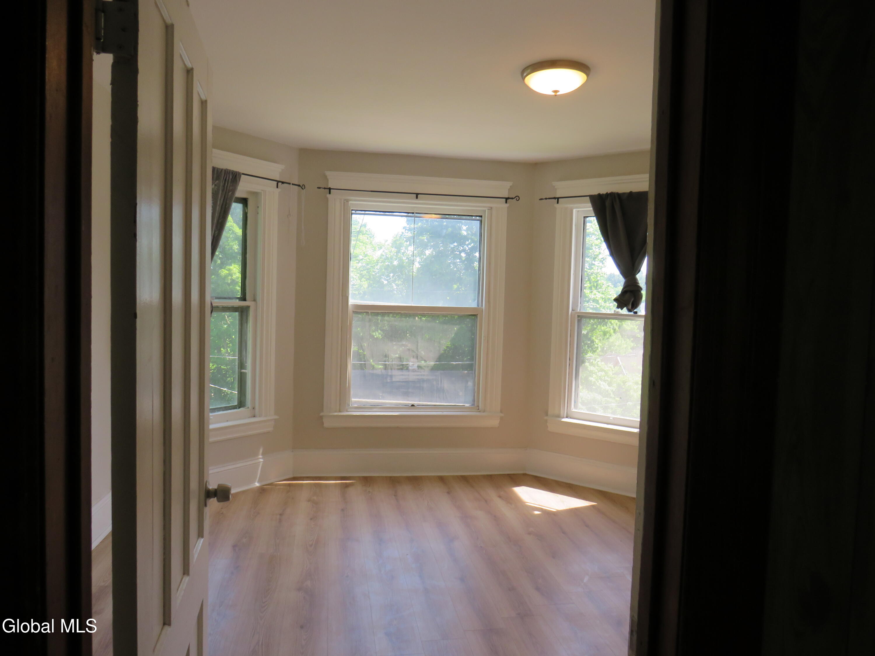 58 Woodside Avenue Gloversville NY 12078