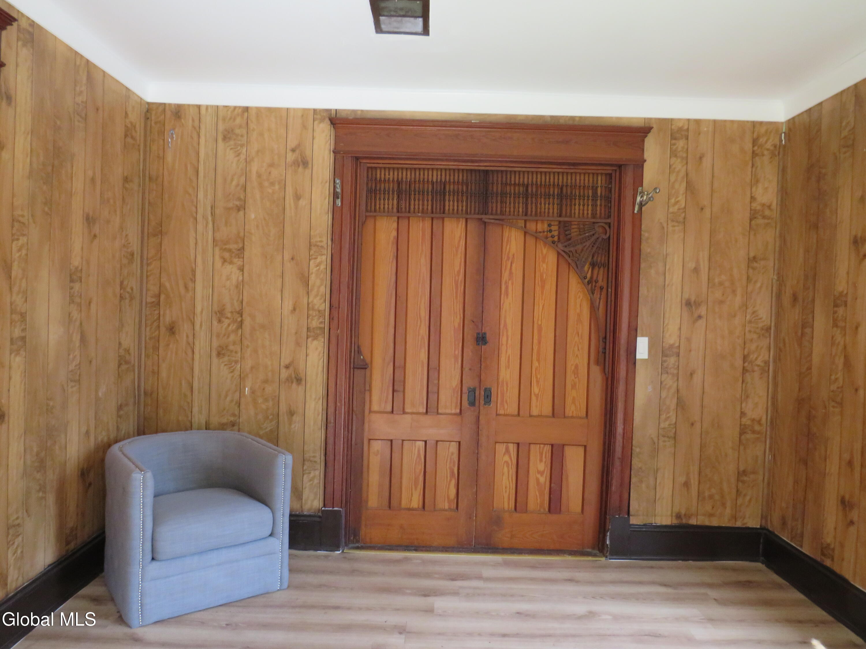 58 Woodside Avenue Gloversville NY 12078
