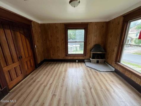 58 Woodside Avenue Gloversville NY 12078