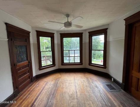 58 Woodside Avenue Gloversville NY 12078