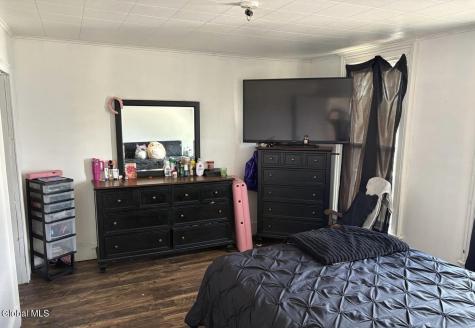668 3rd Avenue Troy NY 12182