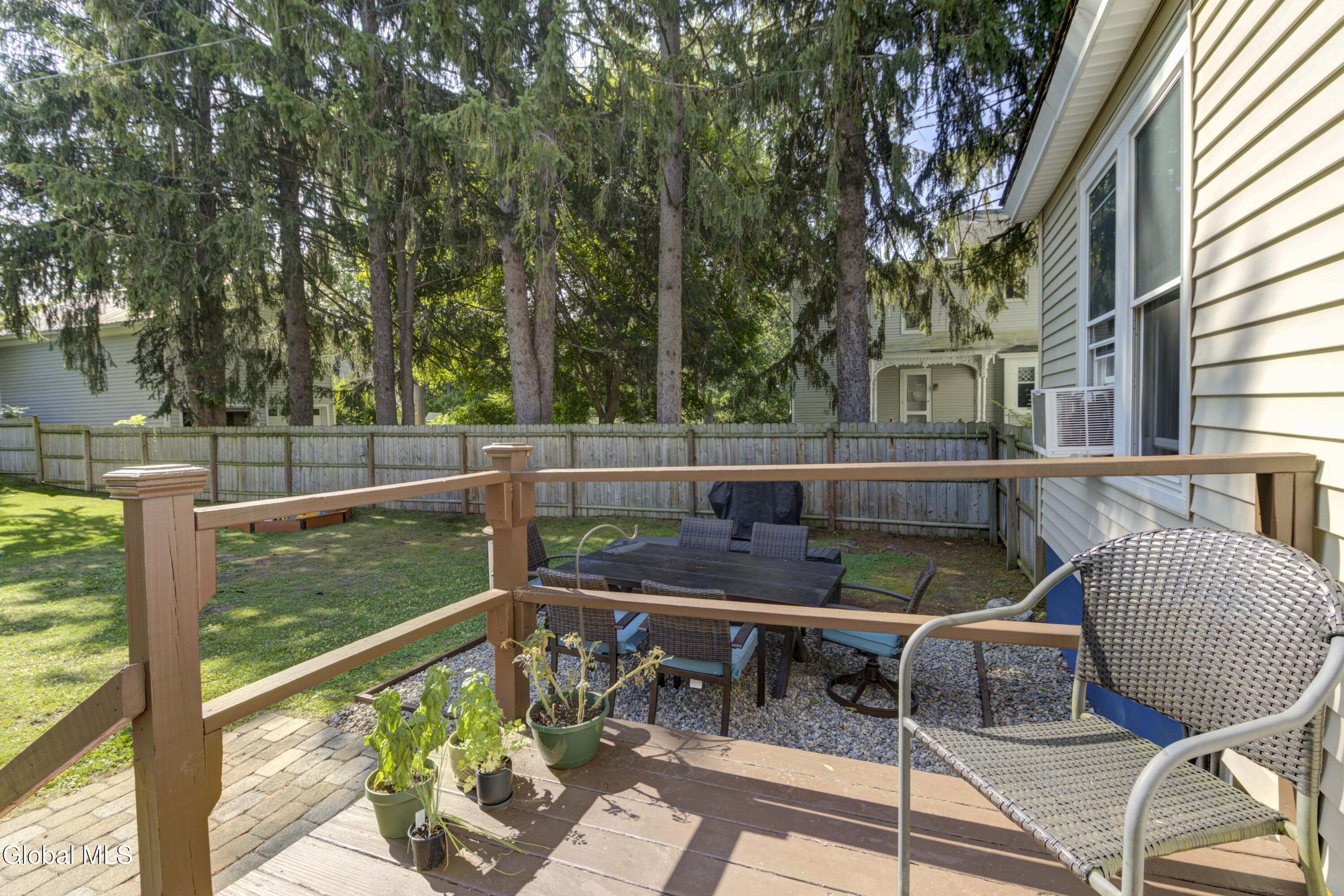 212 S Melcher Street Johnstown NY 12095