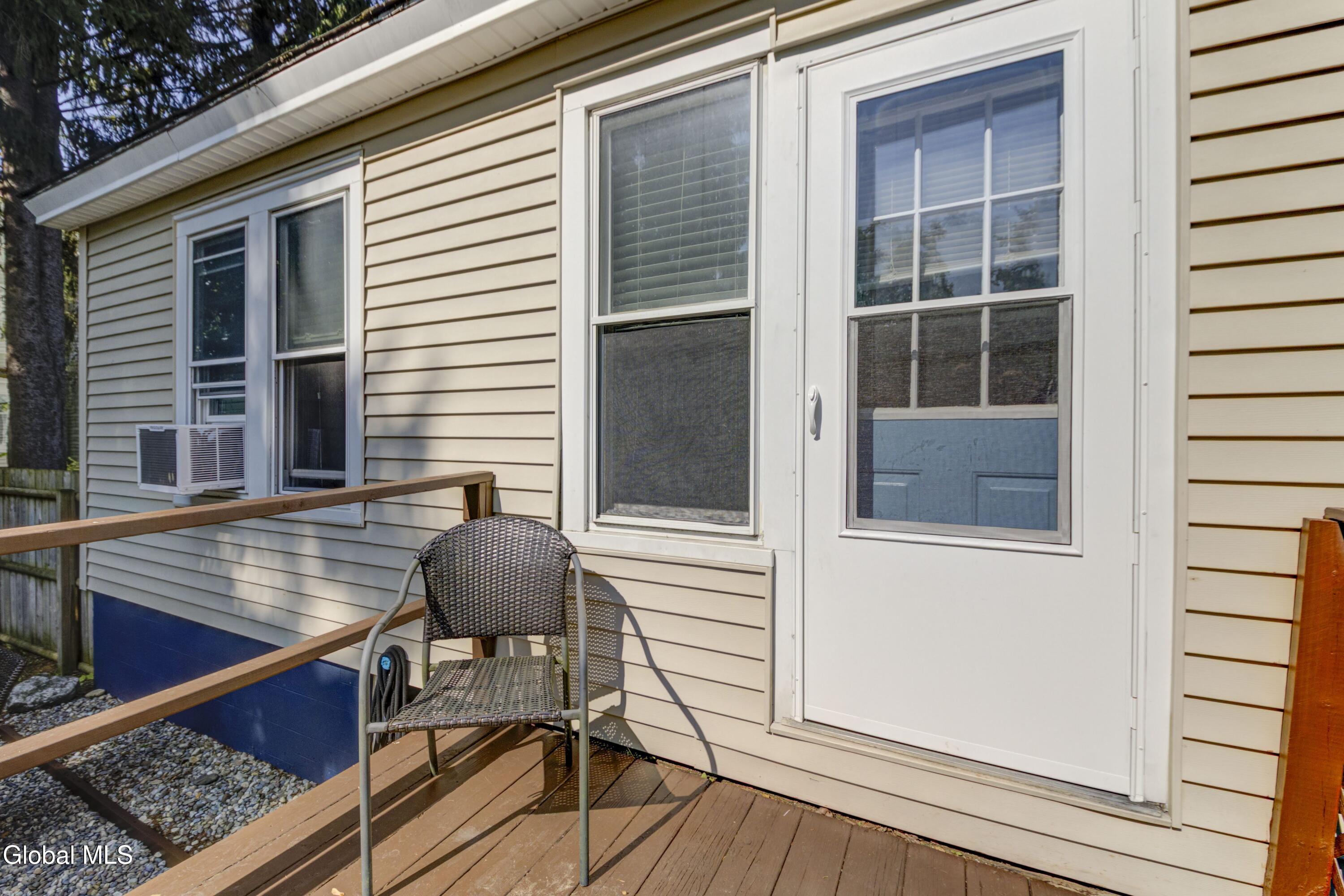 212 S Melcher Street Johnstown NY 12095