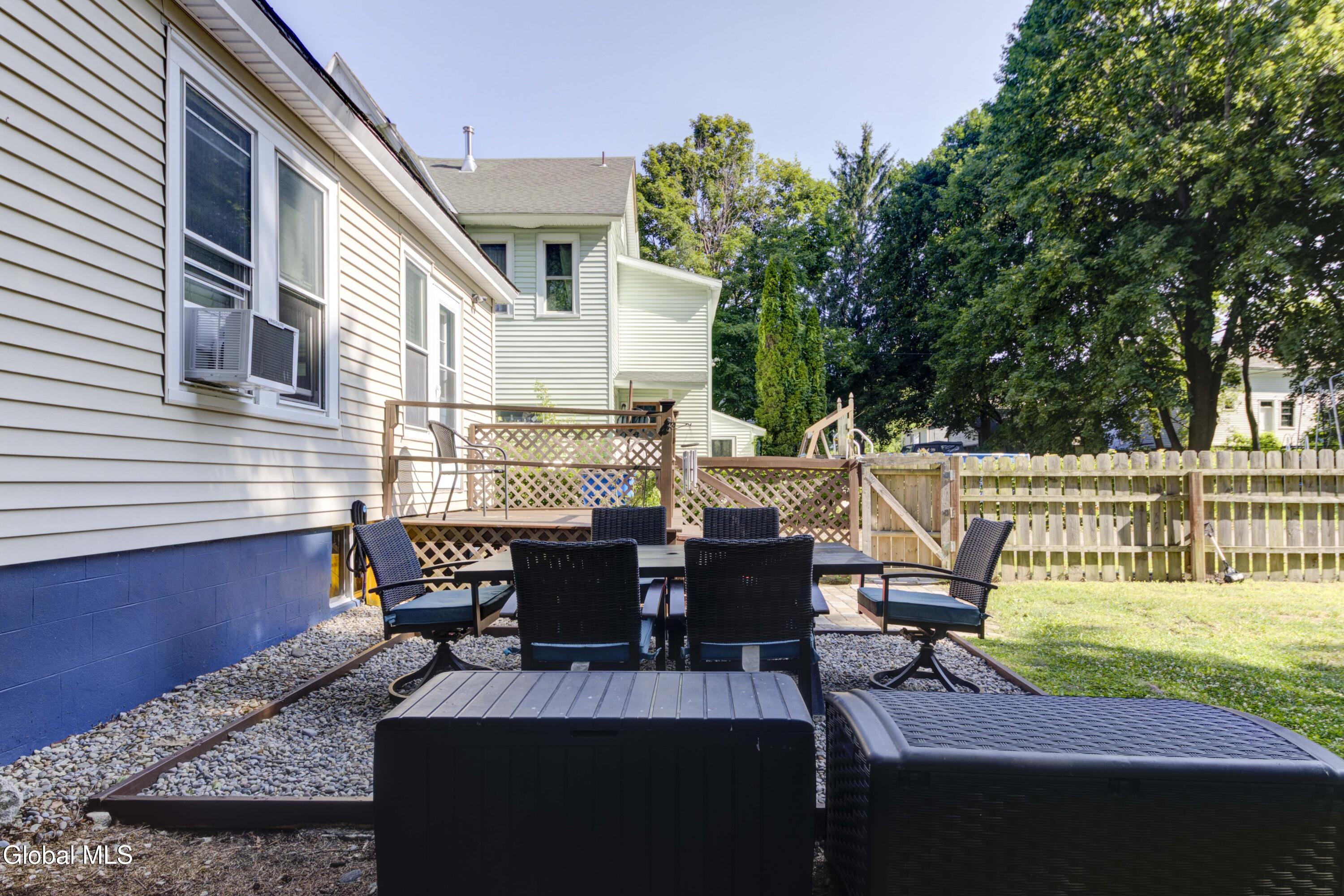 212 S Melcher Street Johnstown NY 12095