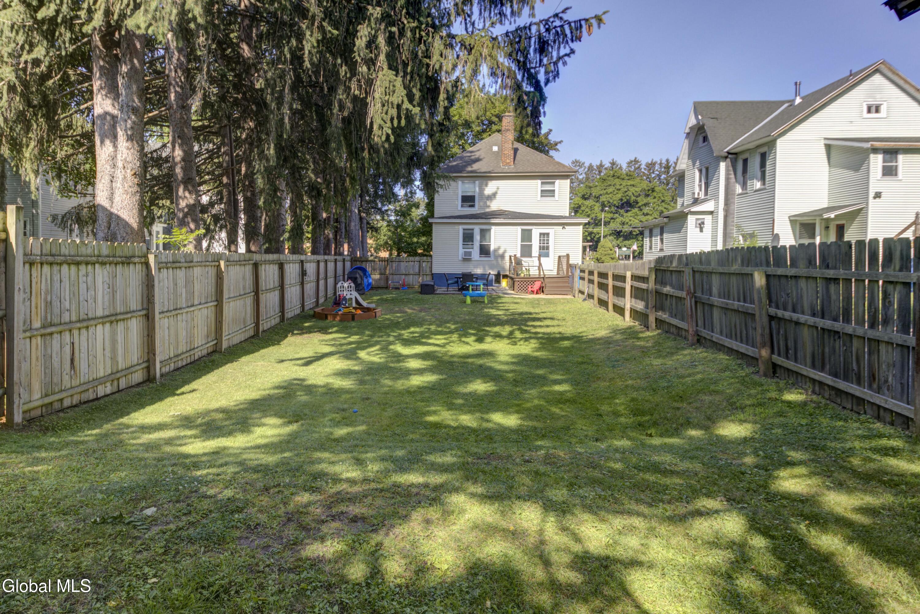 212 S Melcher Street Johnstown NY 12095