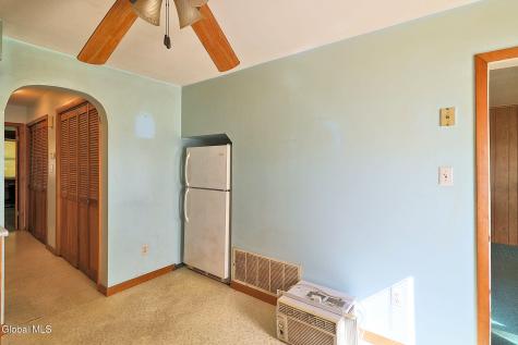 1337 8th Avenue Schenectady NY 12303