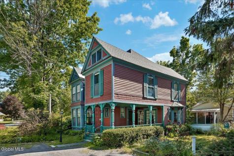 5 Albany Avenue Round Lake NY 12151