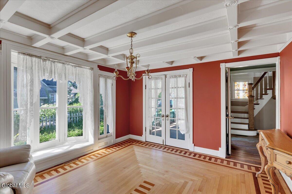 5 Albany Avenue Round Lake NY 12151