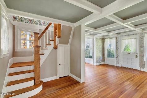 5 Albany Avenue Round Lake NY 12151