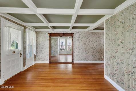 5 Albany Avenue Round Lake NY 12151