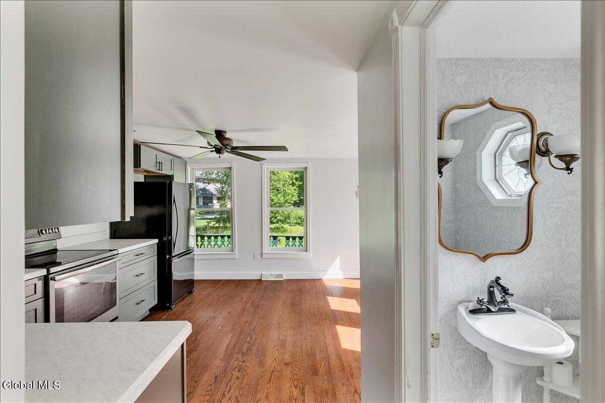 5 Albany Avenue Round Lake NY 12151