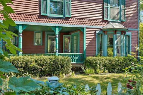 5 Albany Avenue Round Lake NY 12151