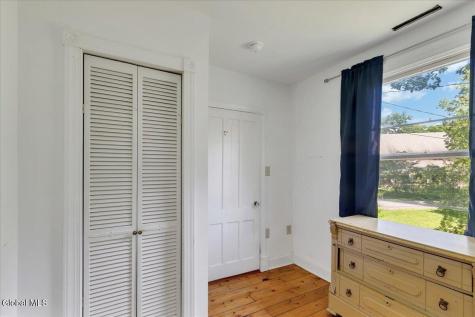 5 Albany Avenue Round Lake NY 12151