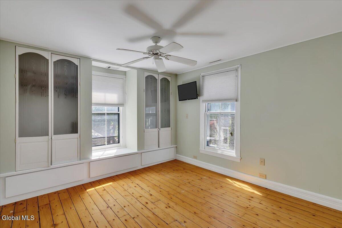 5 Albany Avenue Round Lake NY 12151
