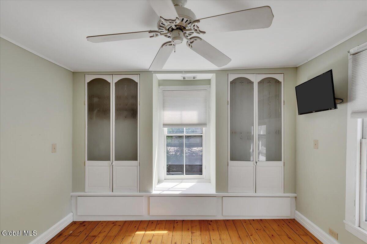 5 Albany Avenue Round Lake NY 12151