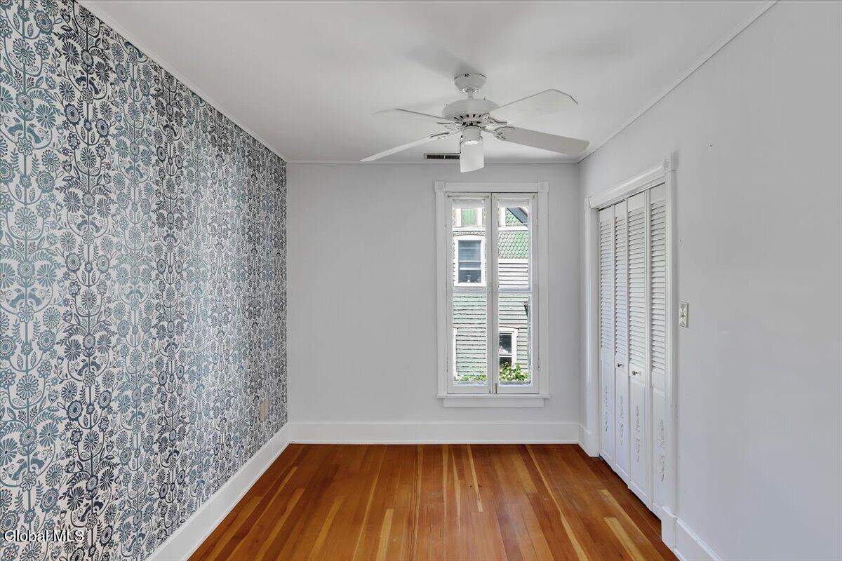5 Albany Avenue Round Lake NY 12151
