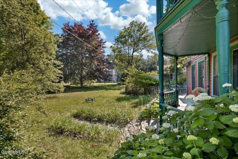 5 Albany Avenue Round Lake NY 12151