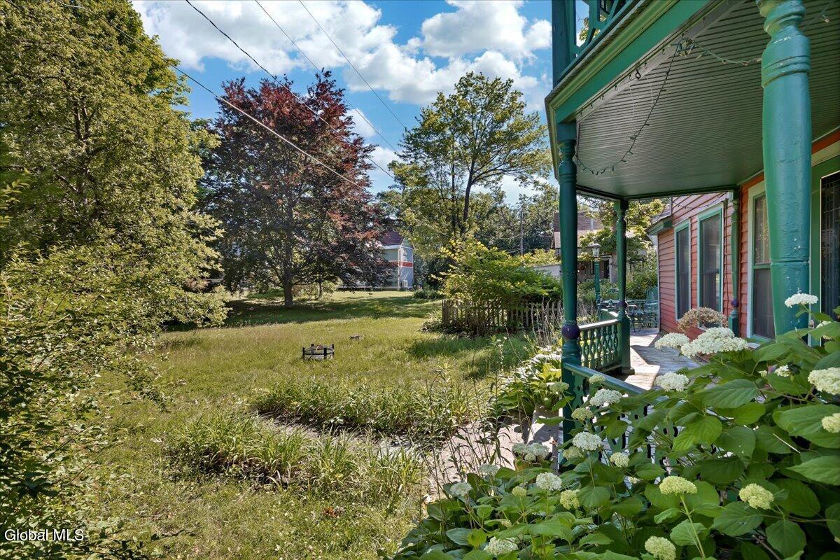 5 Albany Avenue Round Lake NY 12151