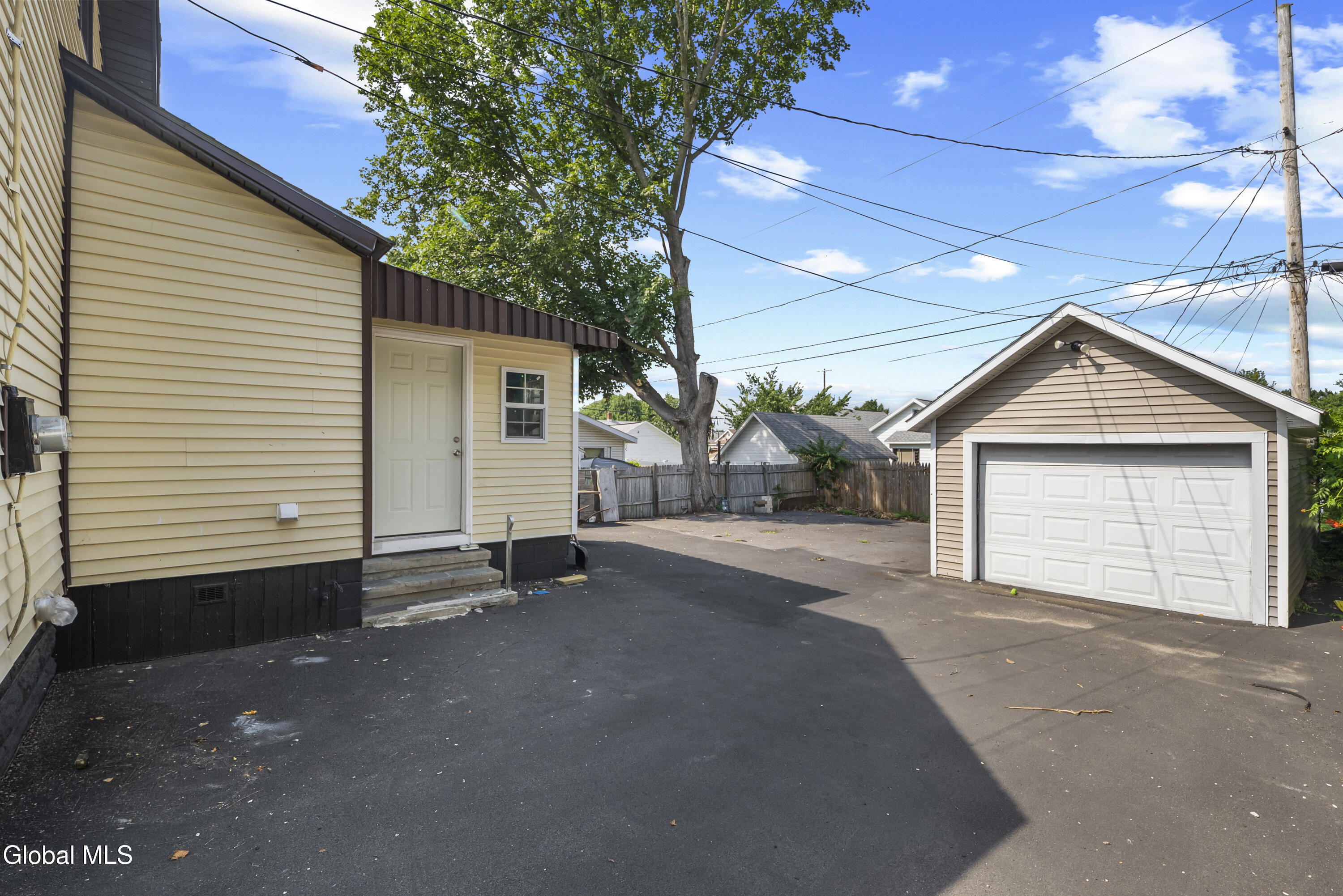 1611 Schuyler Street Schenectady NY 12303