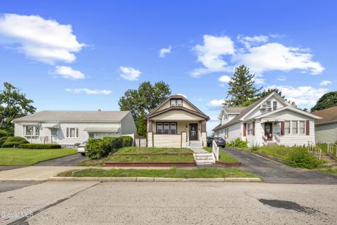 1611 Schuyler Street Schenectady NY 12303